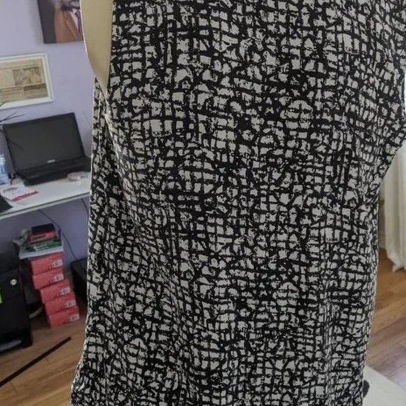 Lafayette 148 New York Silk Blouse - Picture 2 of 4